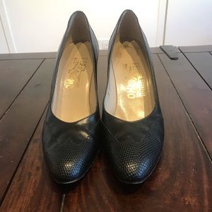 Ferragamo black leather heels size 8